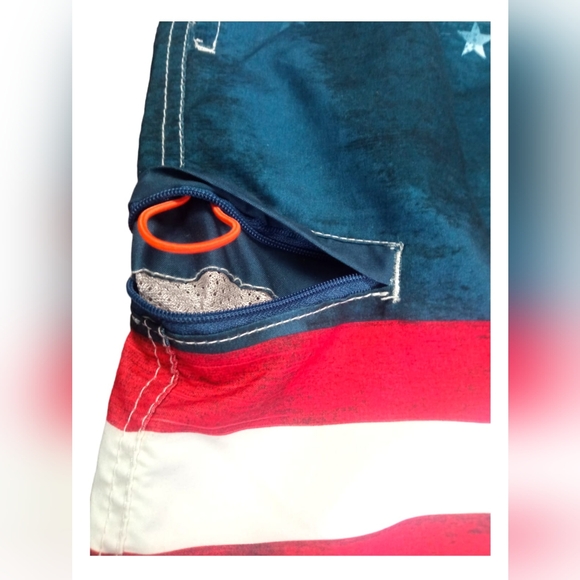 Pacific Scene Patriotic Swimming Shorts Sz M White/Red/Blue - Picture 2 of 7